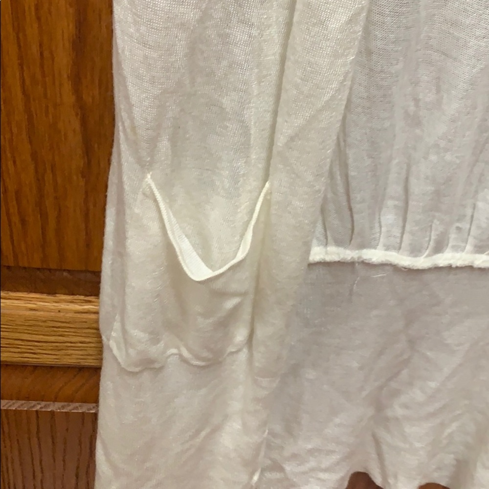 Button front vest - Picture 3 of 6